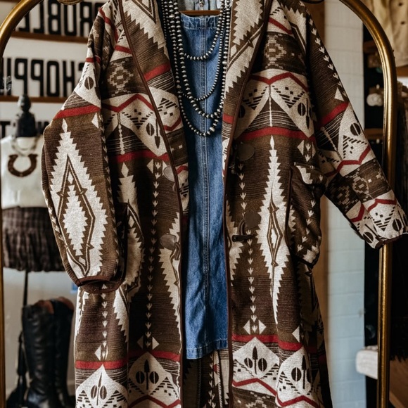 Aztec Long coat - Picture 2 of 5